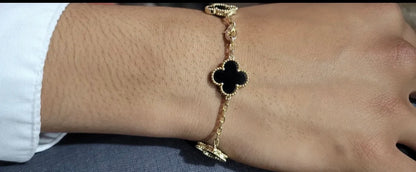Pulsera Van Cleef & Arpels Alhambra Negro Oro Laminado 18k Elegante